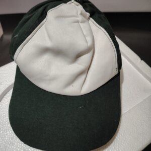 Caps